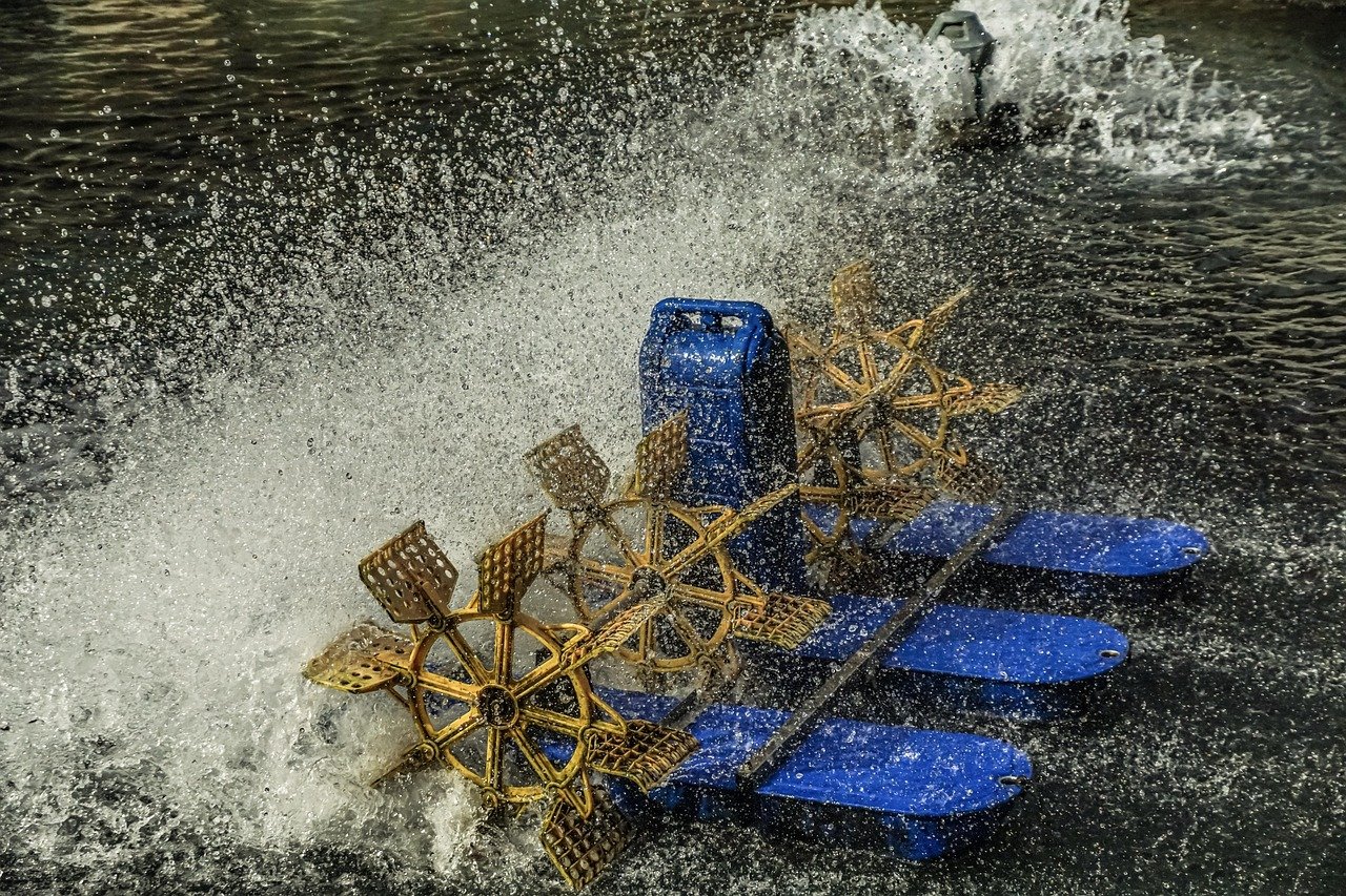 How does sodium humate for water quality improve your pond